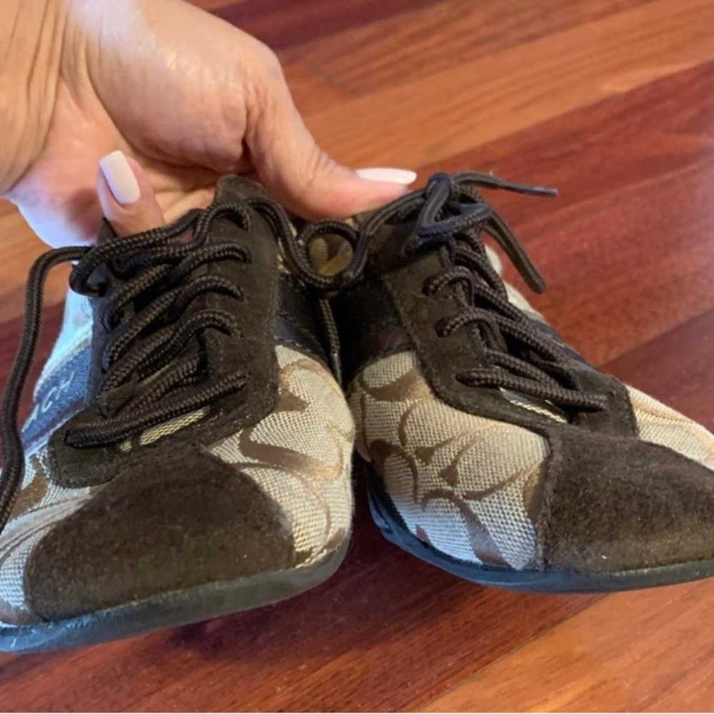 COACH Shoes - Picture 7 of 8